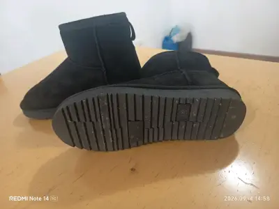Botas negras para mujer - miniatura 1