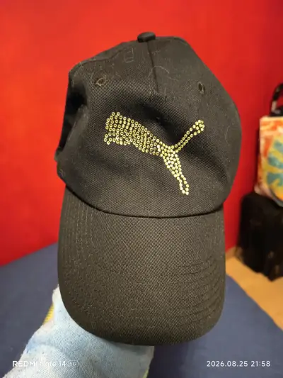 Gorra negra niña con logo brillante Puma - miniatura 1