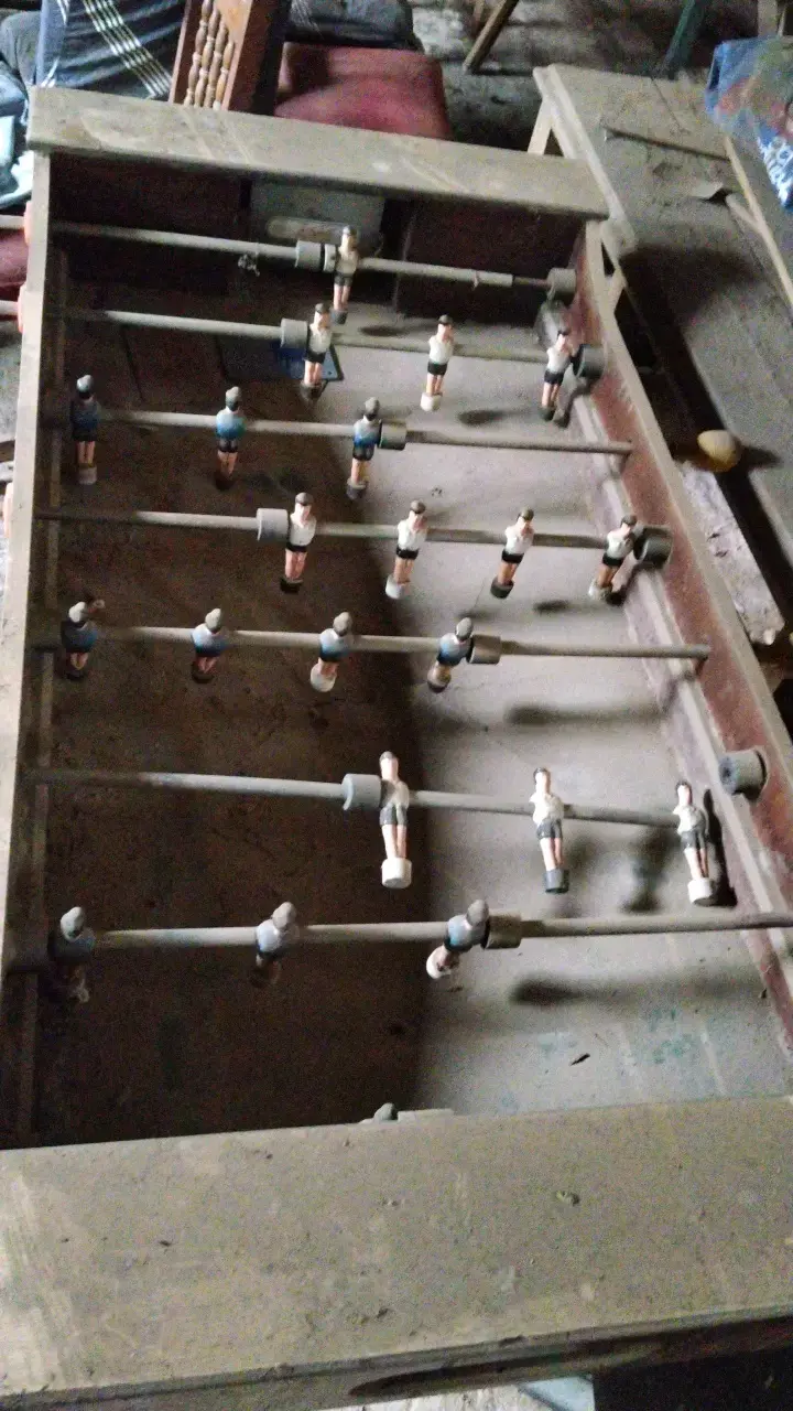 Taca taca de madera usado en buen estado - 2
