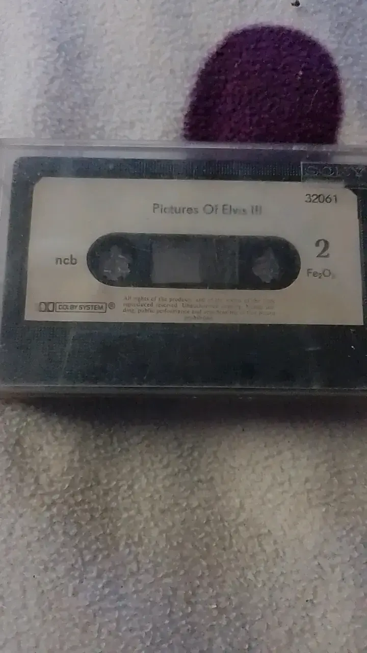 Cassette Pictures Of Elvis III vintage