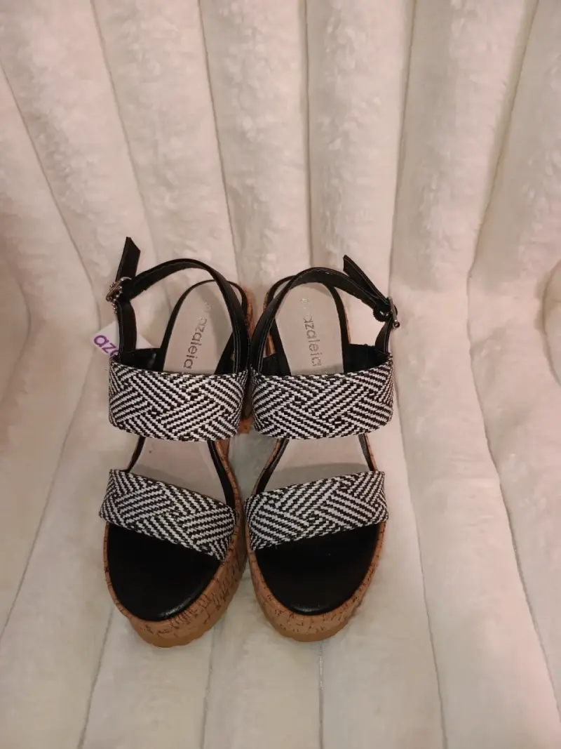 Sandalias plataforma Azaleia blanco y negro - 1
