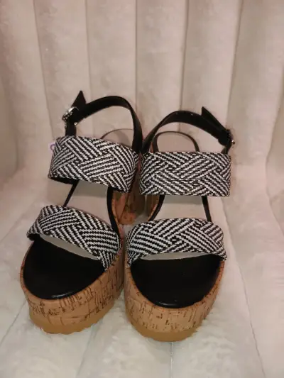 Sandalias plataforma Azaleia blanco y negro - miniatura 3