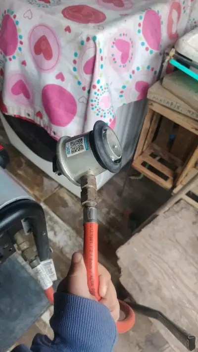 Parrilla a gas Beef Maker con dos quemadores - miniatura 5