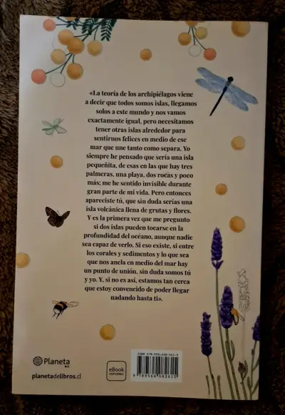 Libro 'La teoría de los archipiélagos' de Alice Kellen - miniatura 2
