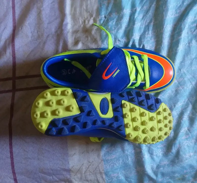 Zapatillas de fútbol para niños Conmodre azul y verde - 3