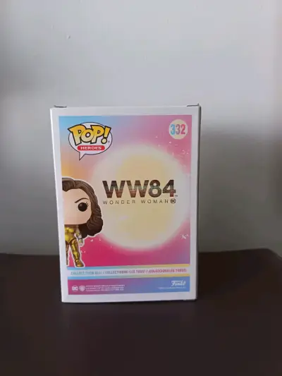 Figura Funko Pop Wonder Woman Golden Armor - miniatura 2