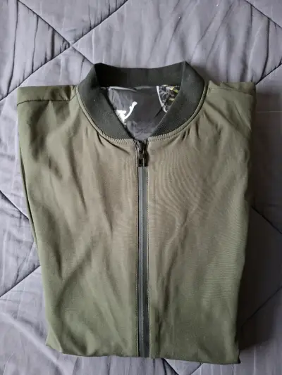 Chaqueta bomber verde para hombre - miniatura 1