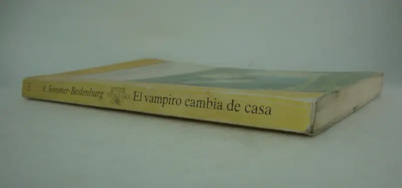 El Pequeño Vampiro Se Cambia De Casa - 4