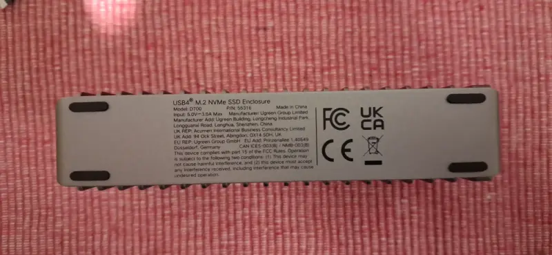 Carcasa SSD UGREEN USB4 M.2 NVMe 40GBPS - 2
