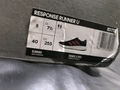 Zapatillas running negras Response Runner U unisex - miniatura 1