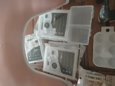 Kit completo de manicura con tips y accesorios - miniatura 1