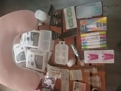 Kit completo de manicura con tips y accesorios - miniatura 4