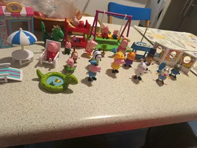 Set juguetes originales de Peppa pig y accesorios - miniatura 1