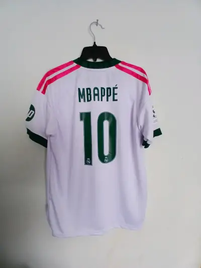 Camiseta de fútbol Lamine Yamal roja - miniatura 3