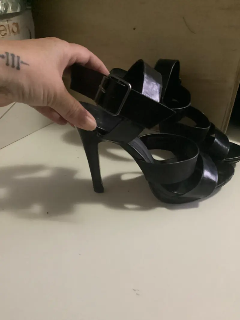 Sandalias de tacón alto negras elegantes - 3