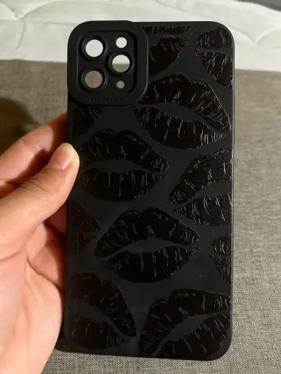 Funda para iPhone 11 Pro Max con diseño de labios - miniatura 1