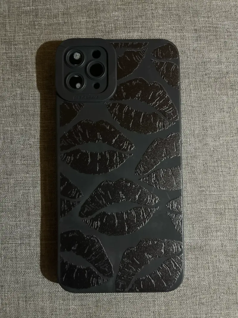 Funda para iPhone 11 Pro Max con diseño de labios - 3