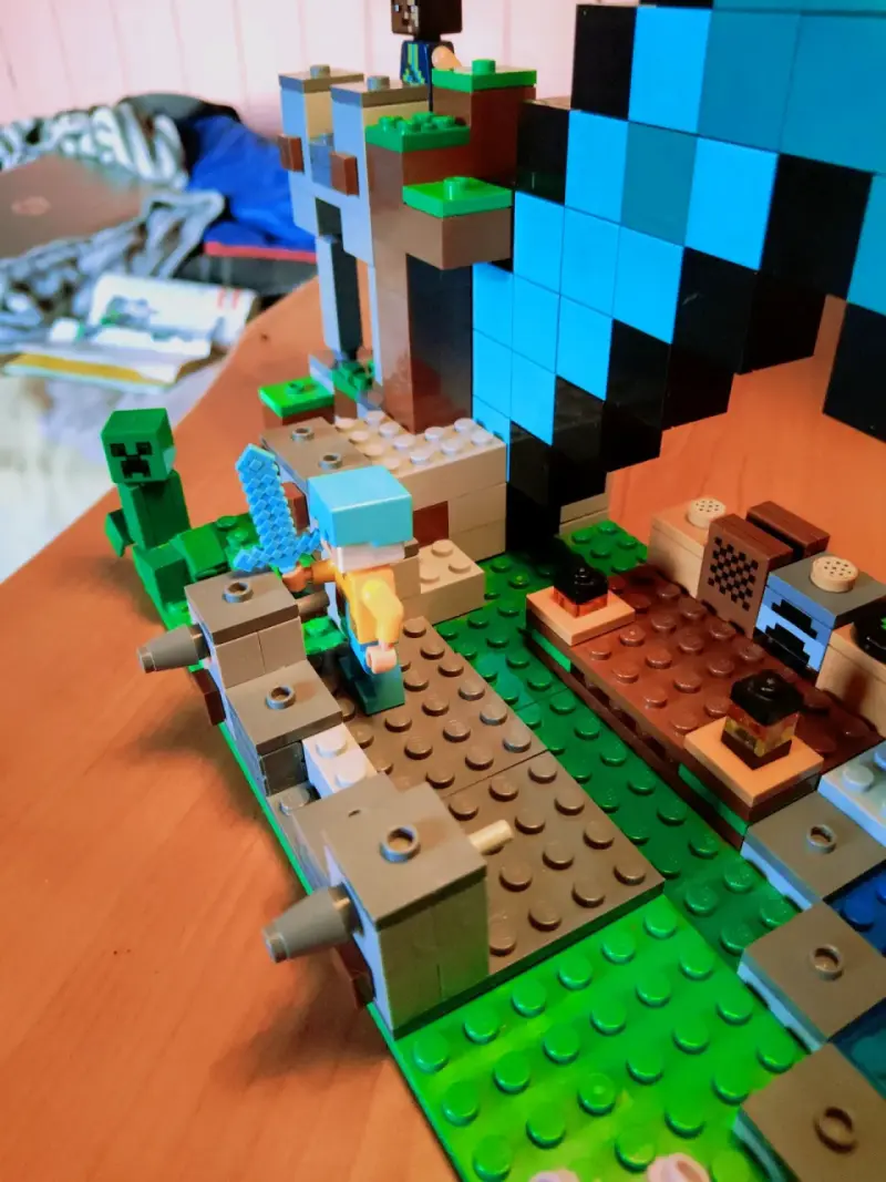 Lego Minecraft The Sword Outpost - 6