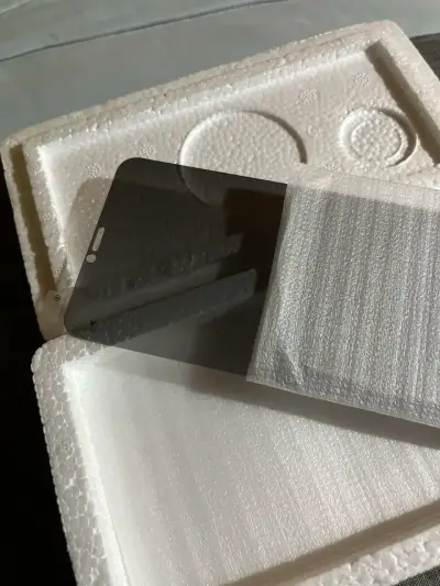 Protector de Pantalla de Vidrio Templado Antiespia - miniatura 3
