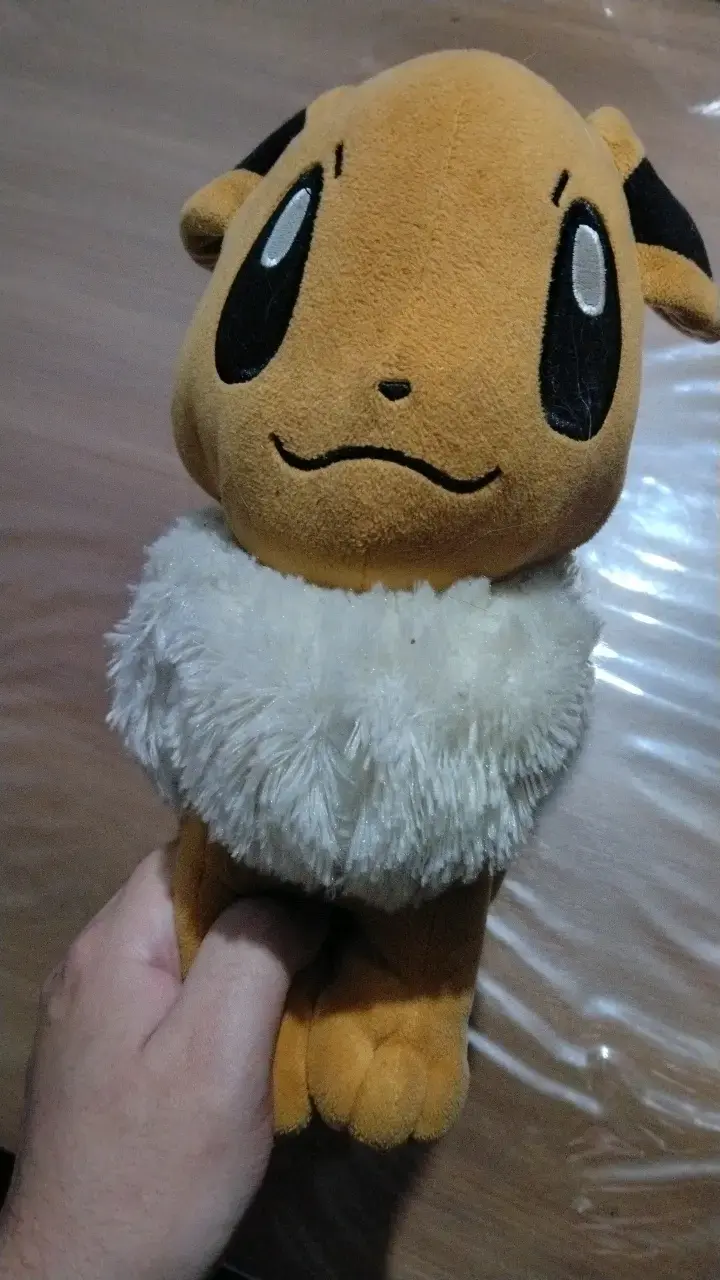 Peluche de Eevee suave y adorable - 3