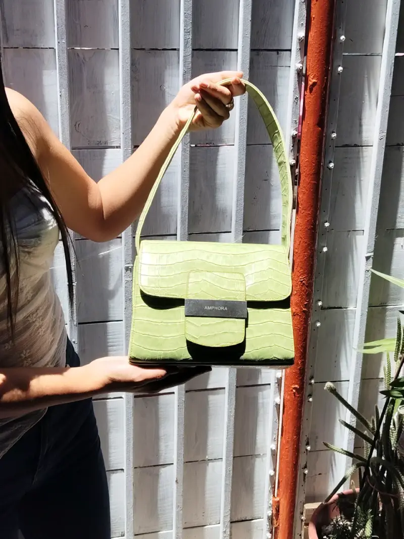 Cartera verde de cuero sintético Amphora - 2