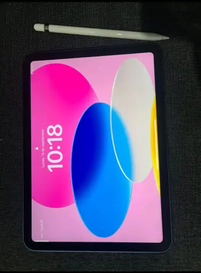 iPad azul 10a generacion,con lápiz ,fundas y carga - miniatura 2