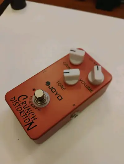 Pedal de distorsión Joyo Crunch para guitarra - miniatura 1