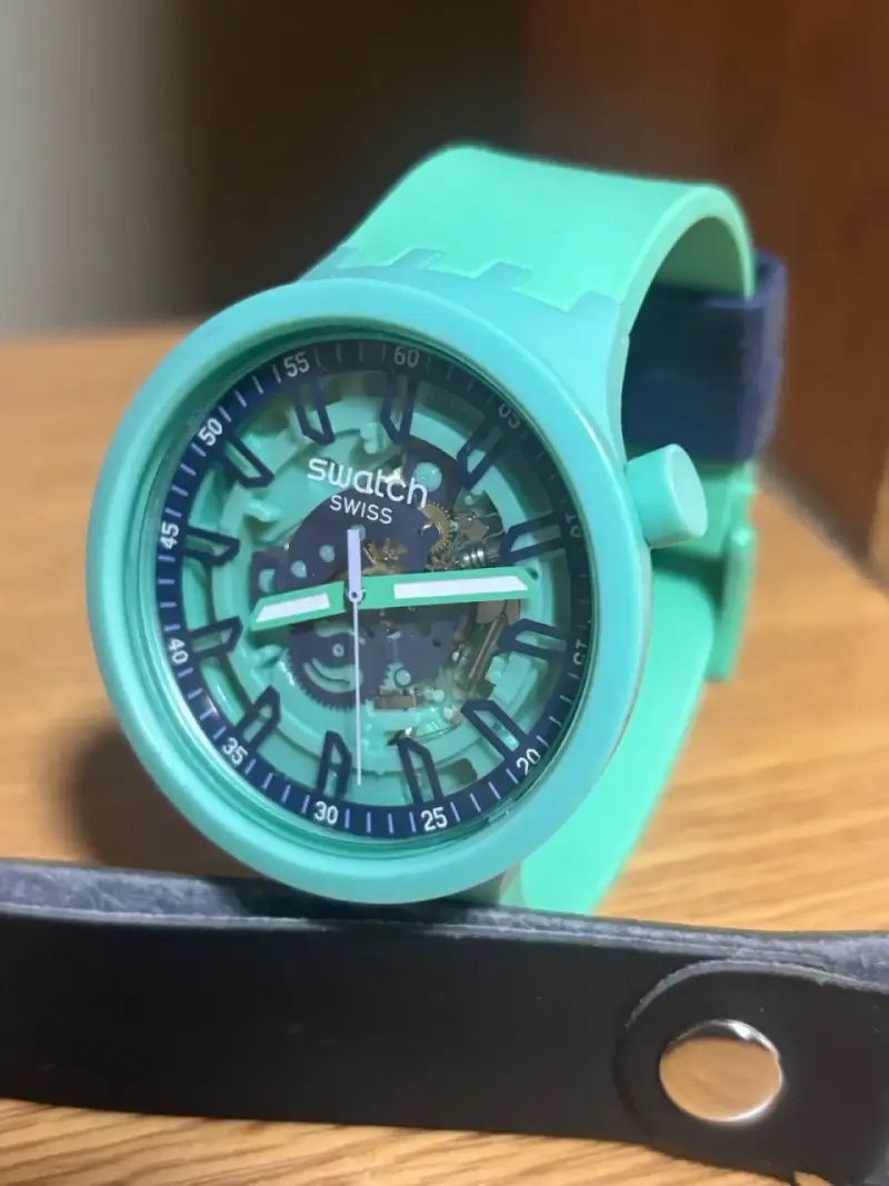 Reloj Swatch Swiss verde transparente - 2