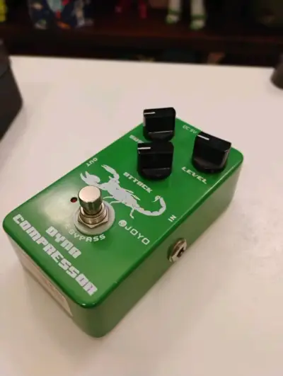 Pedal de compresión Joyo Dyna Compressor verde - miniatura 1