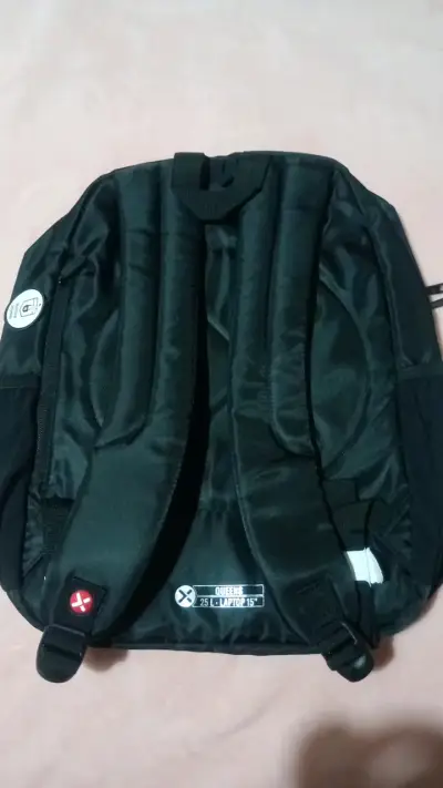 Mochila negra Xtrem Queens 25L para laptop - miniatura 2
