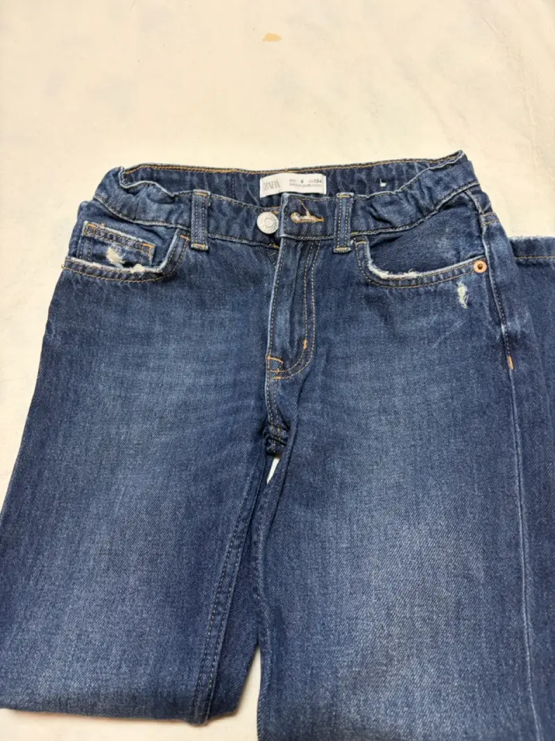 Jeans de mezclilla azul niño  Zara - 2