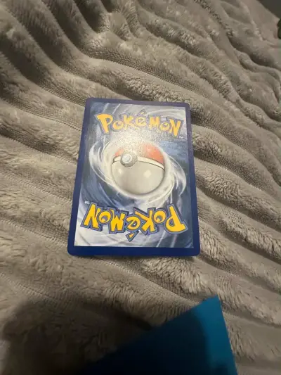 Carta Pokémon Dragonite V 230 HP - miniatura 2