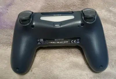 Control inalámbrico Sony DualShock 4 para PS4 - miniatura 3