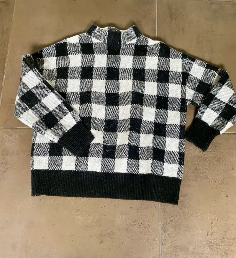 Suéter de cuadros blanco y negro para mujer - 2