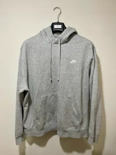 Polerón con capucha gris Nike talla L - miniatura 1