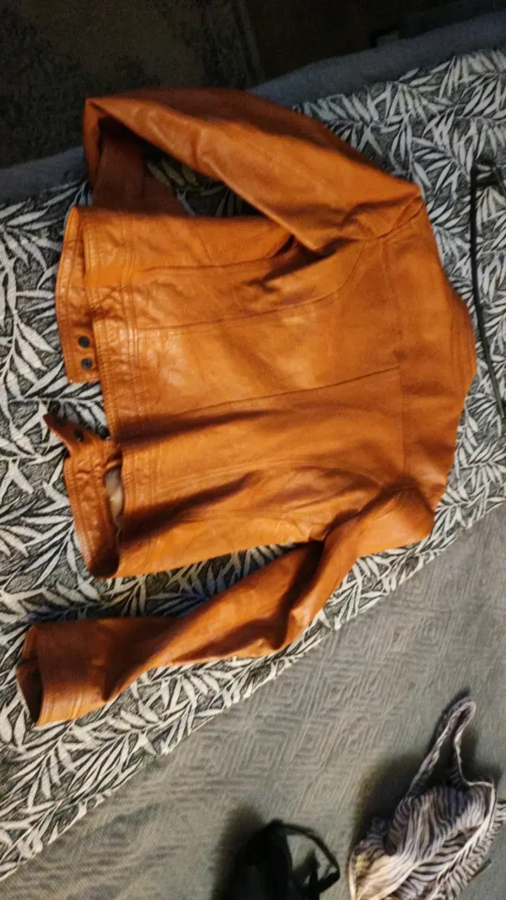 Chaqueta de cuero marrón para mujer - 5