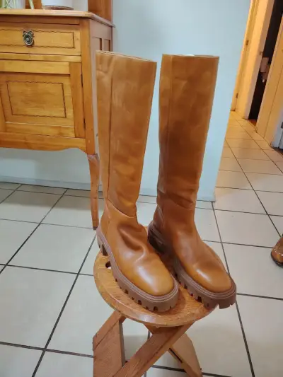 Botas largas de cuero marrón para mujer - miniatura 2