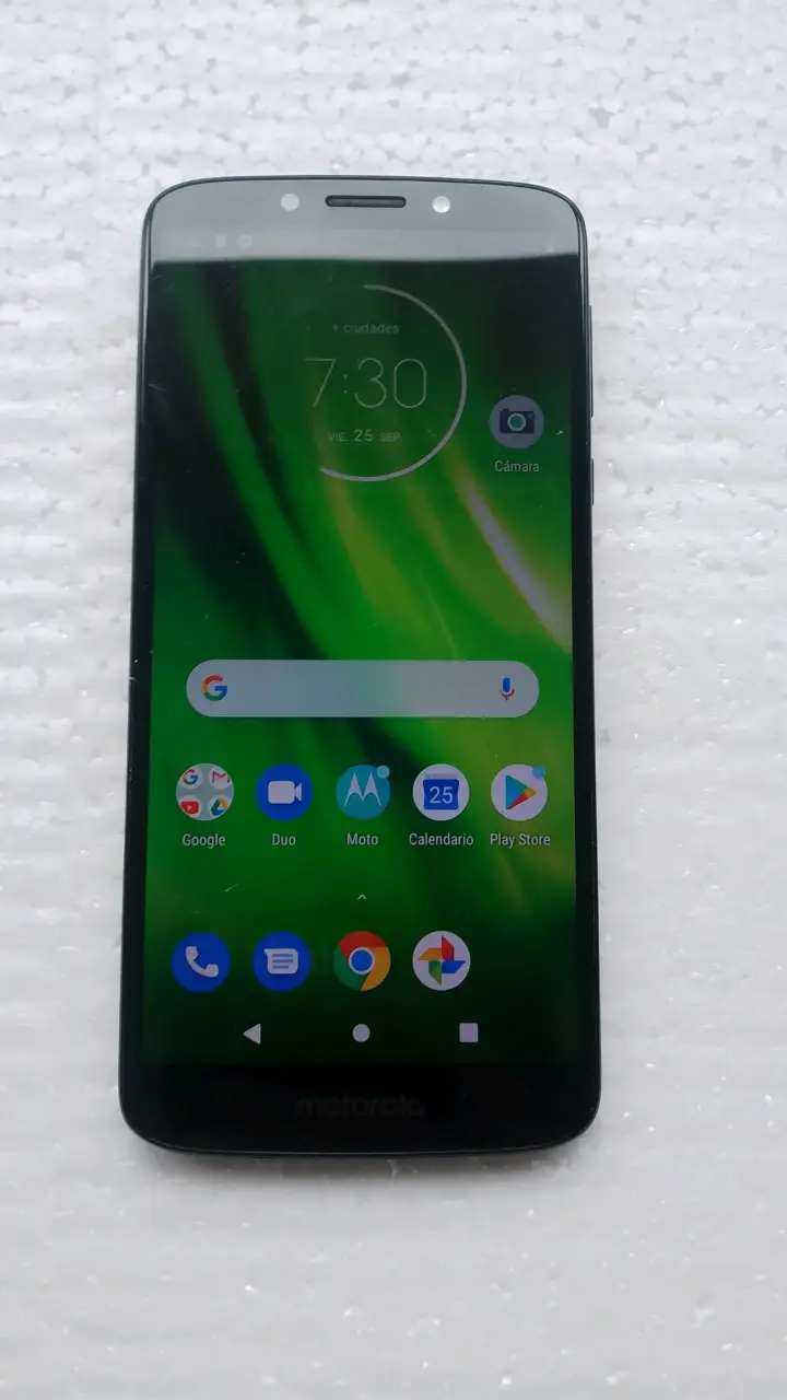 Smartphone Motorola con pantalla táctil - 2