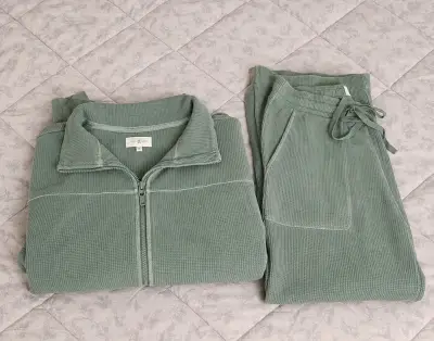 Conjunto de sudadera y pantalón Lou & Grey verde - miniatura 4