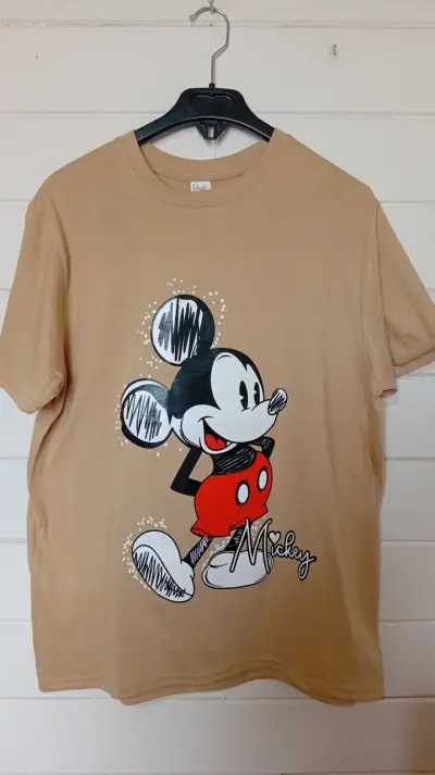 Polera con diseño de Mickey Mouse y Taz - miniatura 2