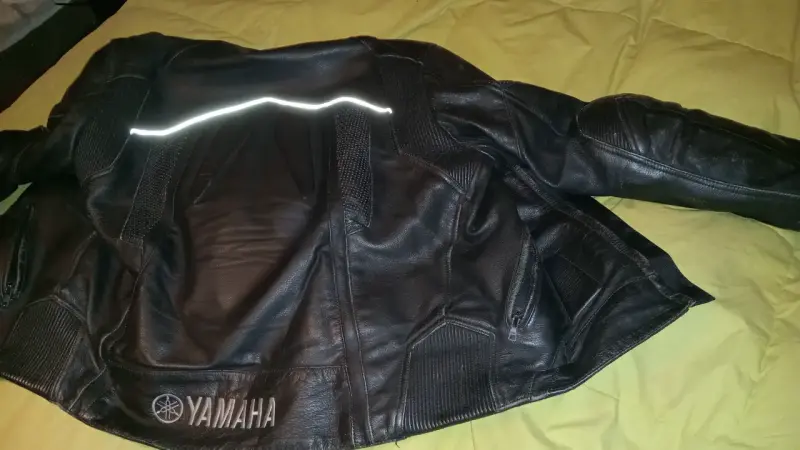 Chaqueta de moto Yamaha negra con protección CE - 3