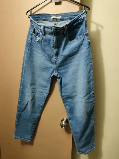Jeans de mujer Levi's azul claro - miniatura 2