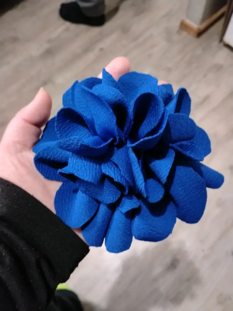 Flor de tela Sofía para el cabello - 1
