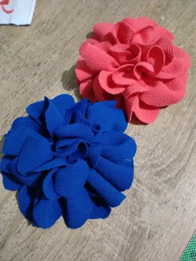 Flor de tela Sofía para el cabello - miniatura 4