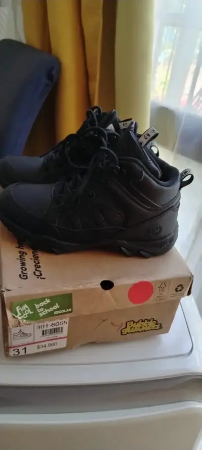 Botin escolar negro Bubble Gummers talla 31 - miniatura 1
