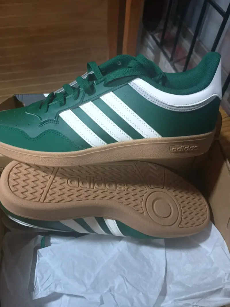 Zapatillas deportivas Adidas verdes y blancas - 2
