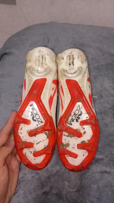 Botines de fútbol Nike Zoom blancos y rojos - miniatura 2