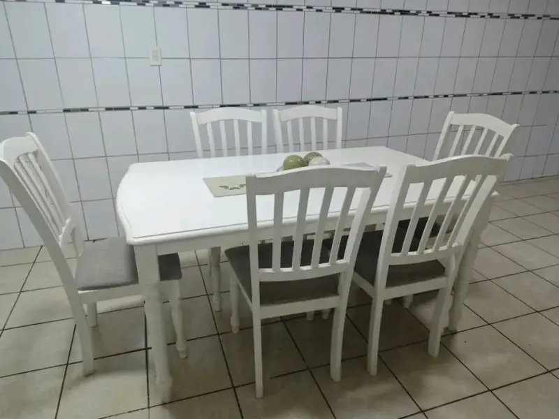 Juego de comedor blanco con 6 sillas - 1