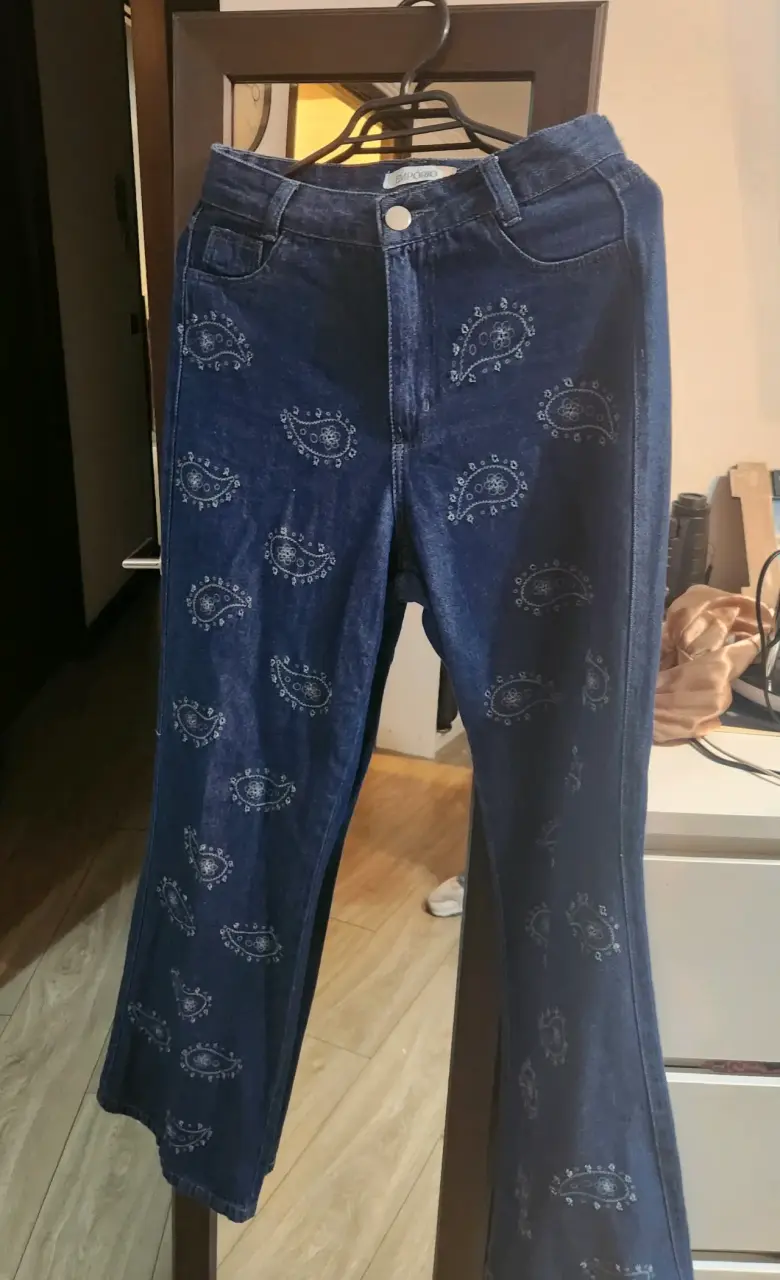 Jeans azules con diseño paisley Empório - 1
