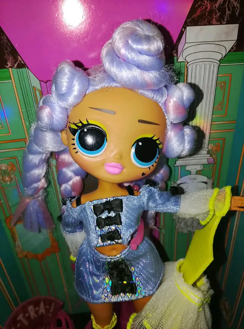 Muñeca LOL Surprise con vestido azul y accesorios - 5